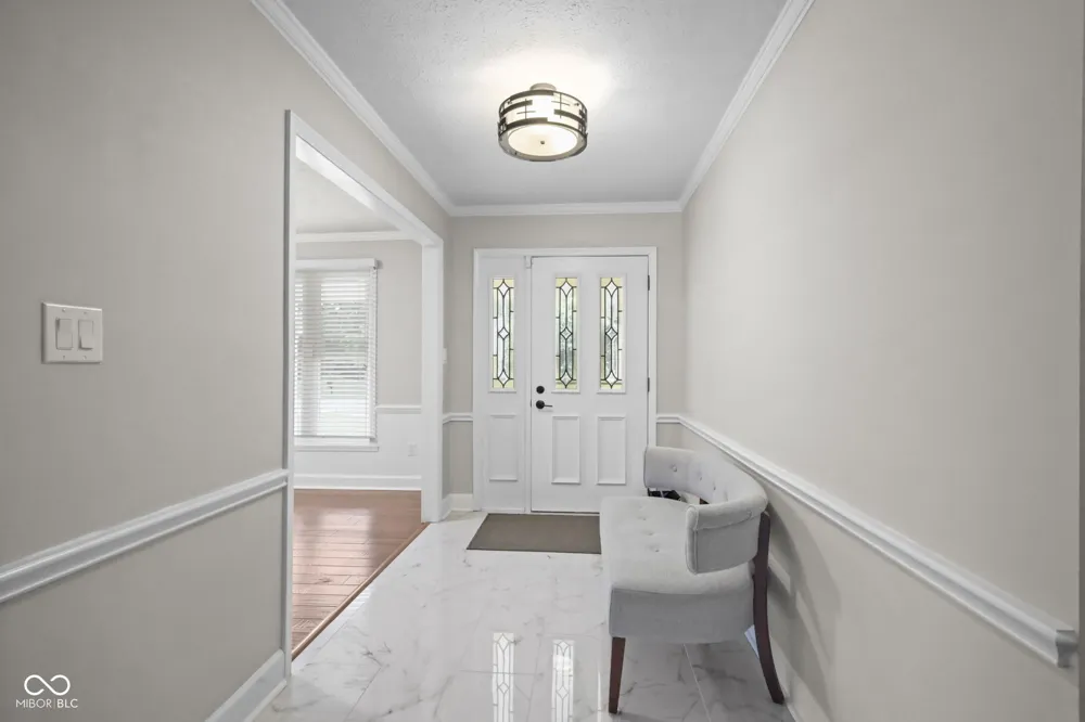 220 Governors Lane Zionsville, IN 46077