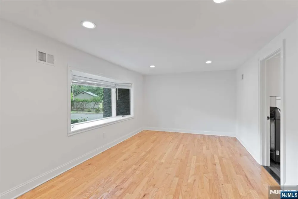800 Winding Way River Vale, NJ 07675
