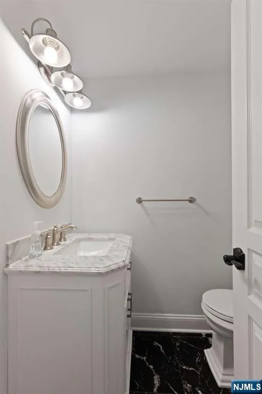 800 Winding Way River Vale, NJ 07675