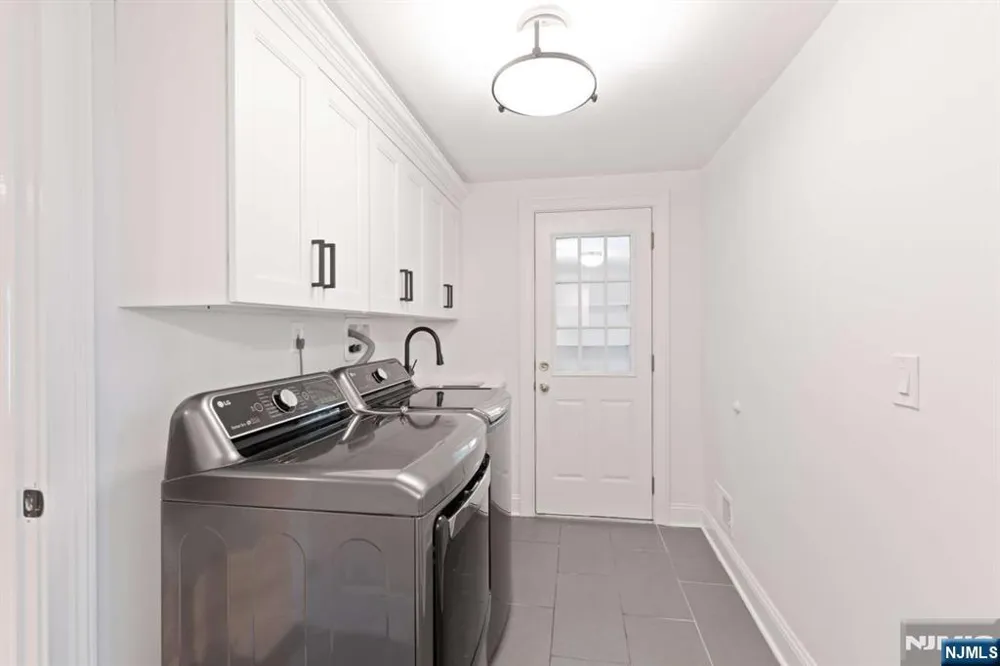 800 Winding Way River Vale, NJ 07675