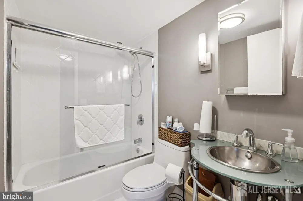 526 Pacific Avenue #207 Atlantic City, NJ 08401