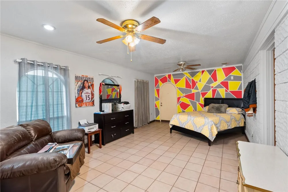 1306 Rose Drive Alice, TX 78332