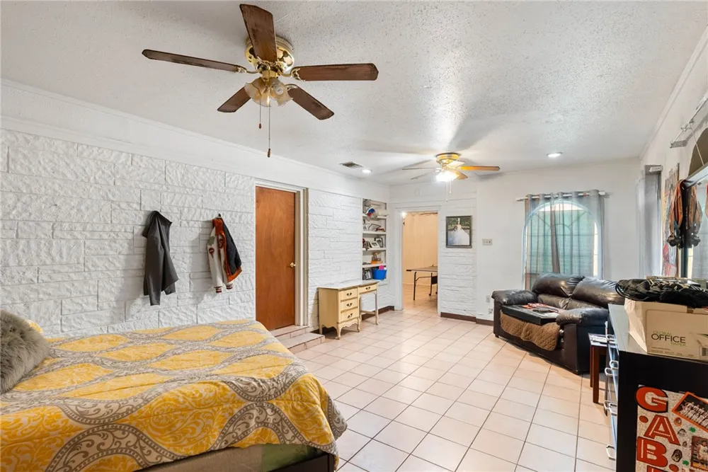 1306 Rose Drive Alice, TX 78332