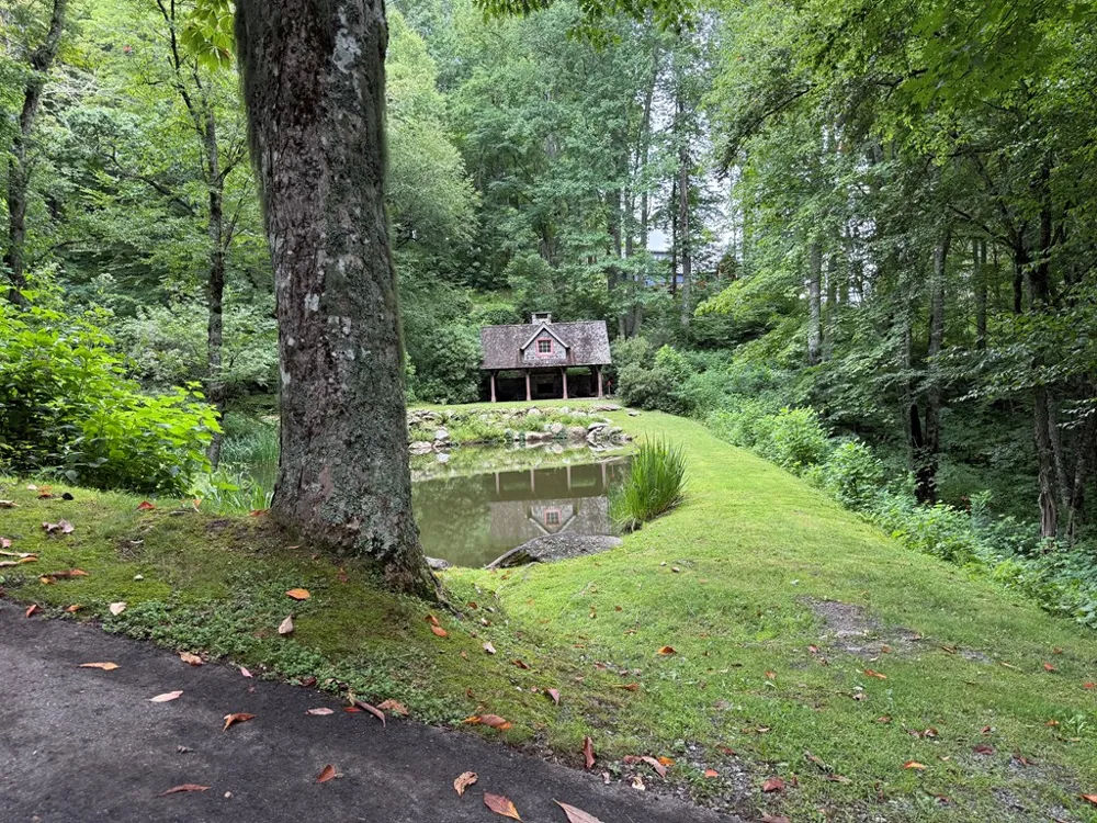 Historic Highlands Drive Highlands, NC 28741