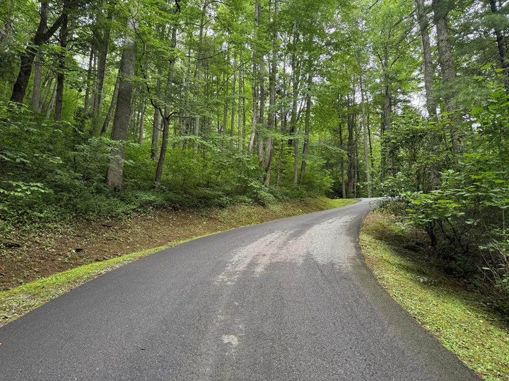 Historic Highlands Drive Highlands, NC 28741