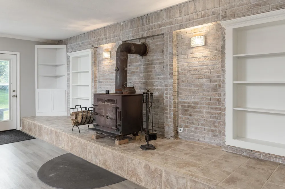 363 County Road 51 Riceville, TN 37370