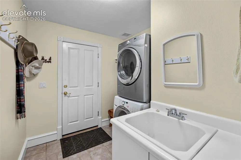 4882 Antelope Trail Elbert, CO 80106