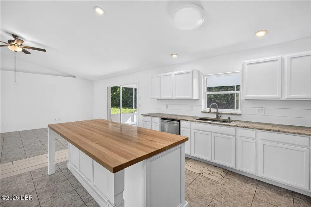 11 Sweet Bay Drive Palm Coast, FL 32137