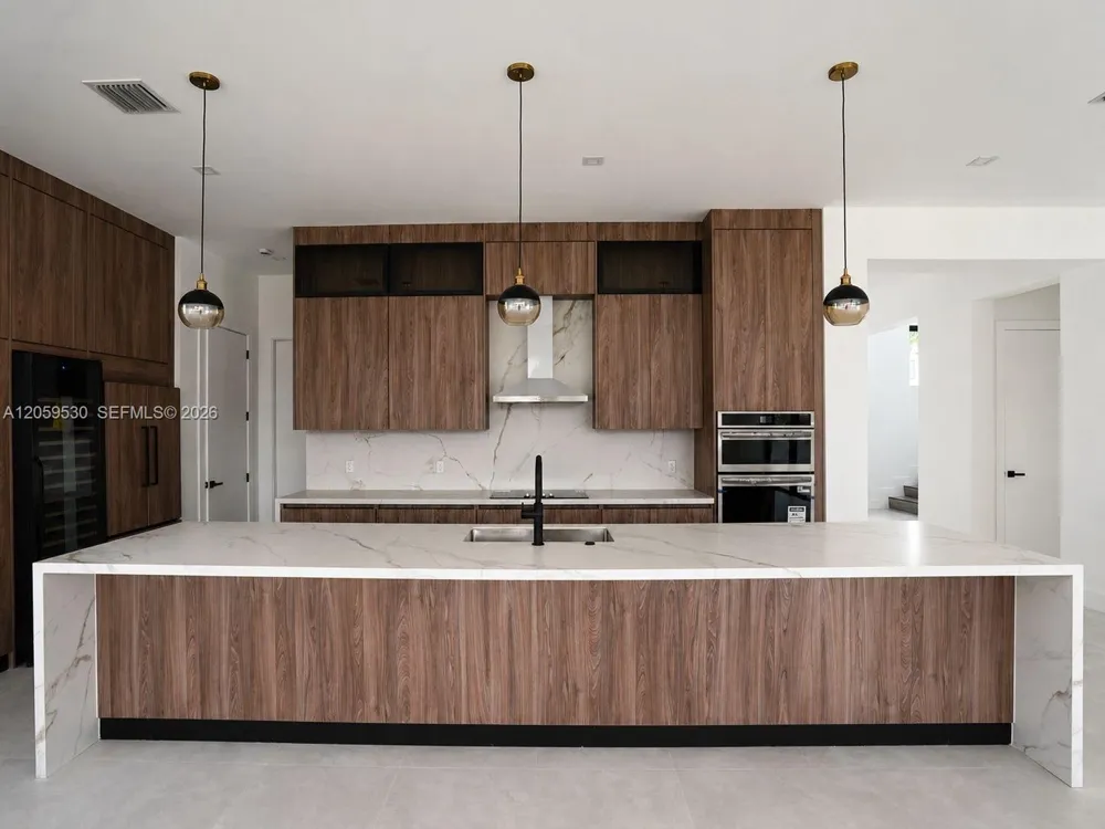 1275 SW 130th ave Davie, FL 33325