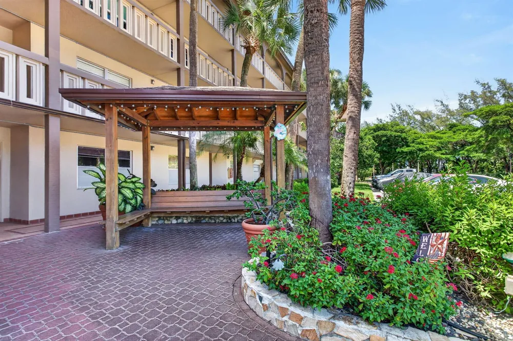 1703 Andros Isle #N3 Coconut Creek, FL 33066