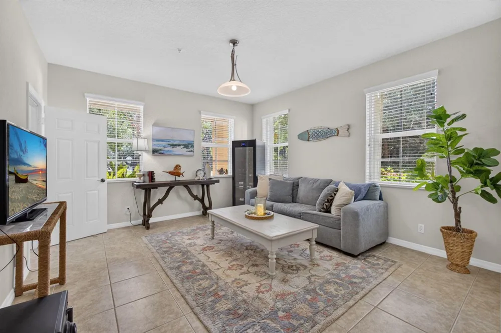 128 W Royal Palm Circle #101 Jupiter, FL 33458