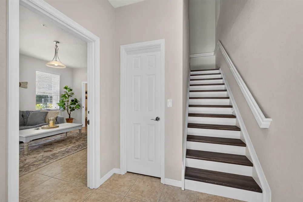 128 W Royal Palm Circle #101 Jupiter, FL 33458