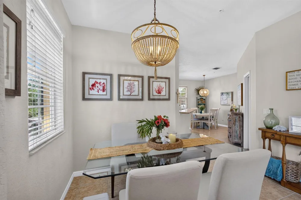 128 W Royal Palm Circle #101 Jupiter, FL 33458