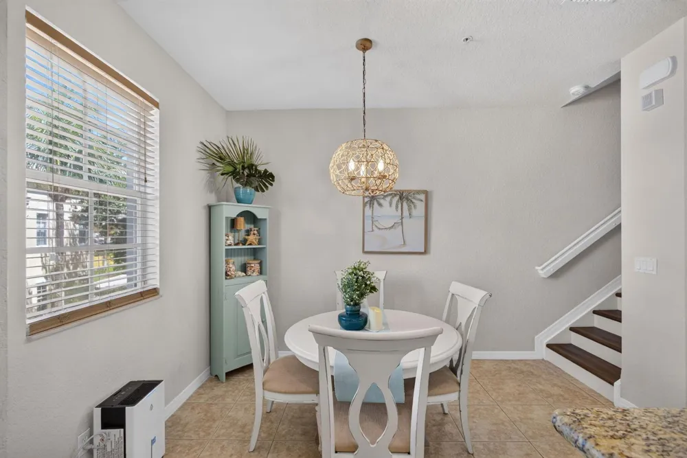 128 W Royal Palm Circle #101 Jupiter, FL 33458
