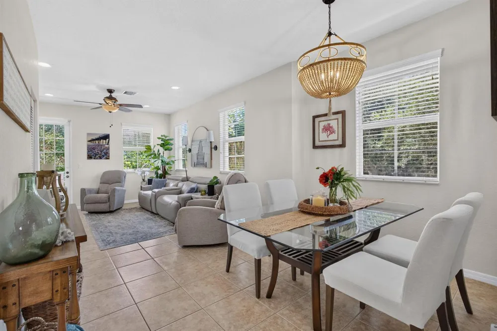 128 W Royal Palm Circle #101 Jupiter, FL 33458