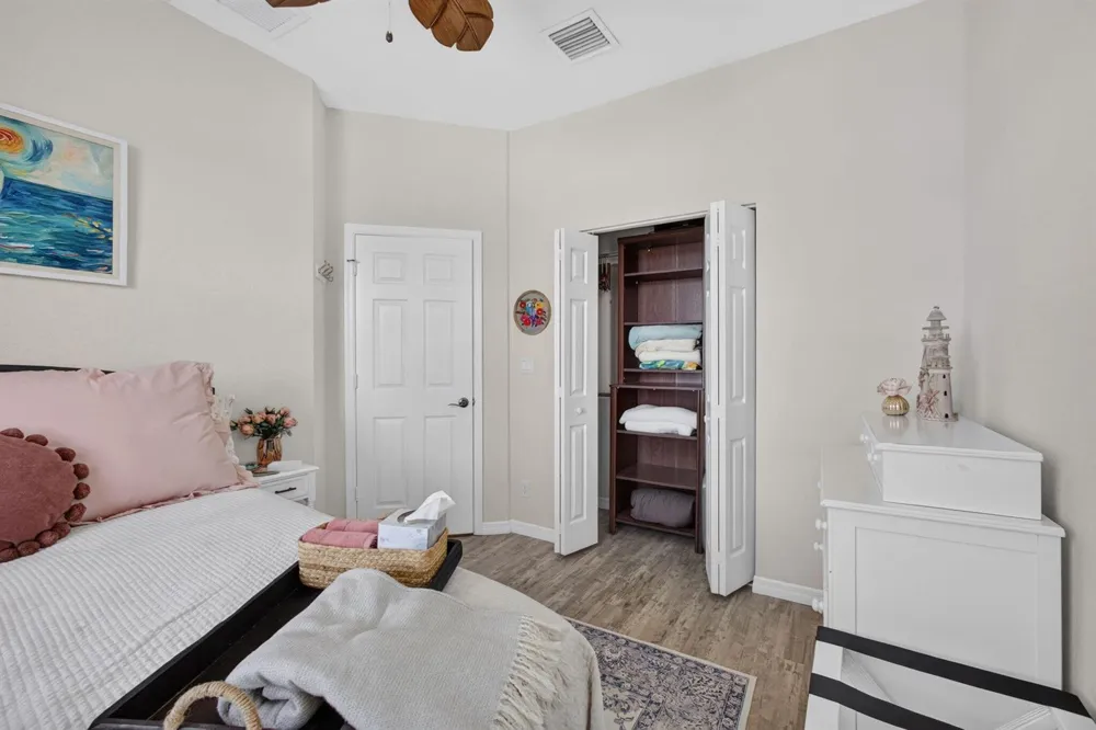 128 W Royal Palm Circle #101 Jupiter, FL 33458