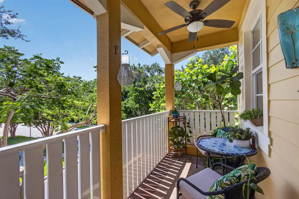 128 W Royal Palm Circle #101 Jupiter, FL 33458