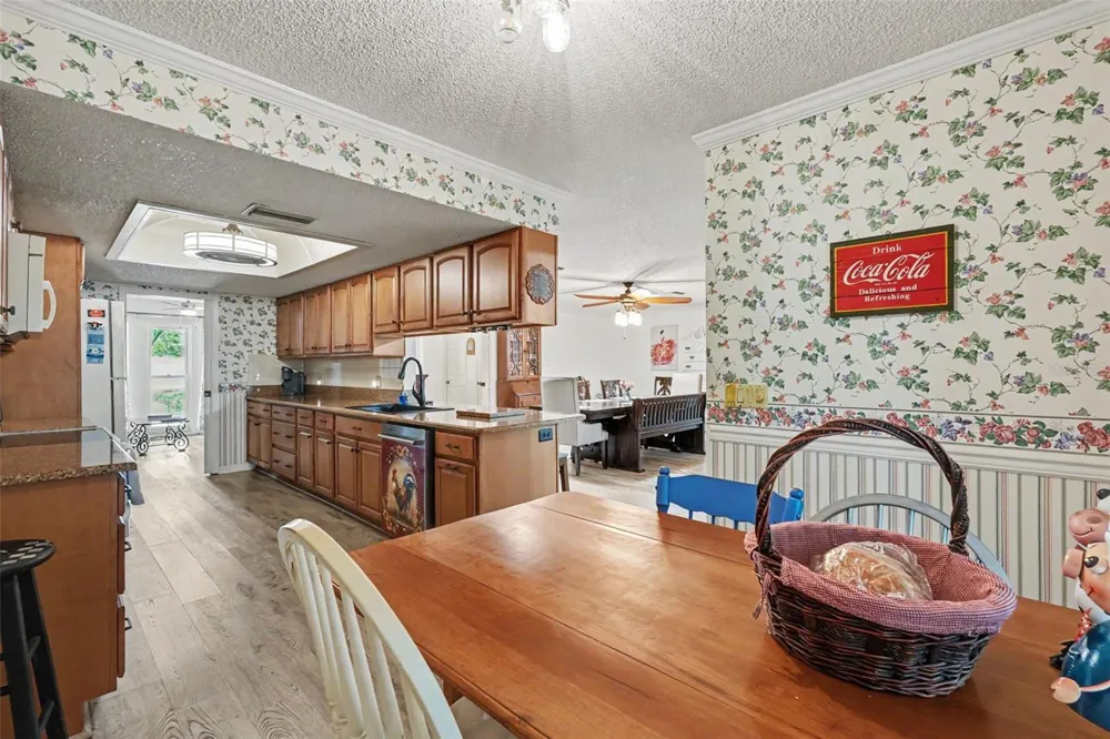 8251 EARLSHIRE LANE Spring Hill, FL 34606