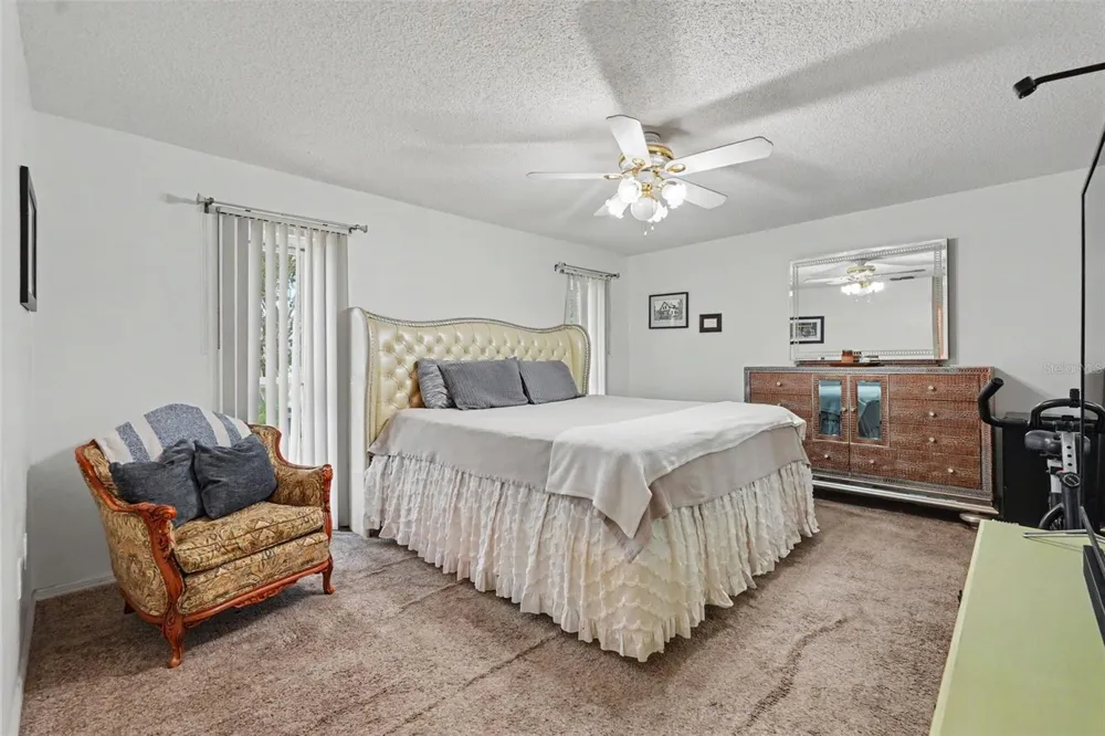 8251 EARLSHIRE LANE Spring Hill, FL 34606