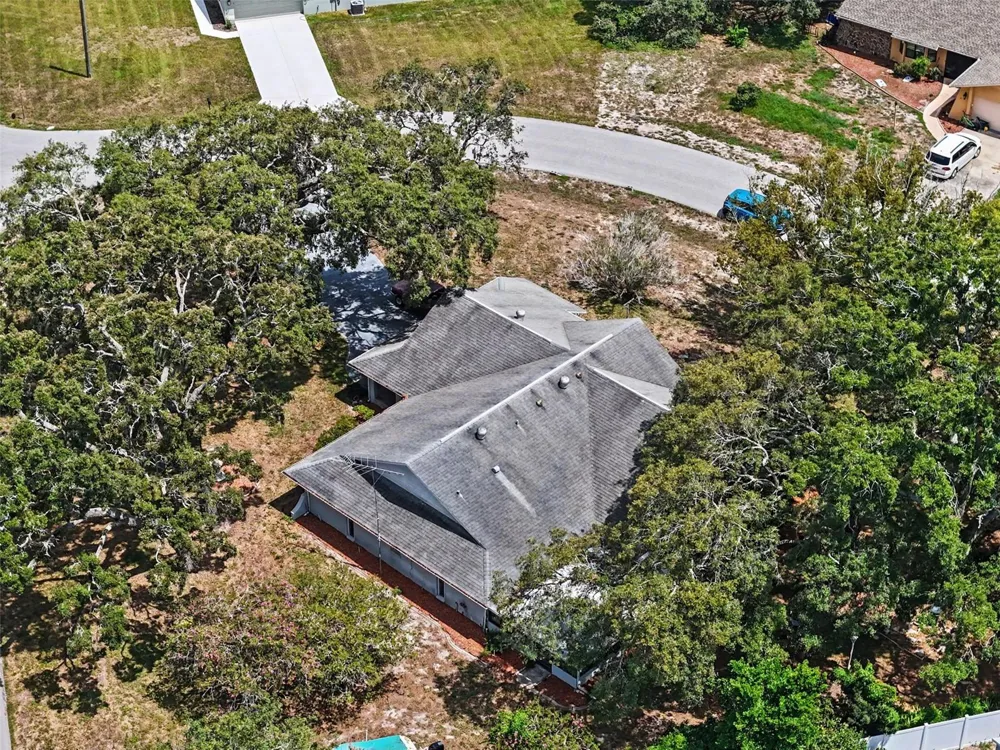 8251 EARLSHIRE LANE Spring Hill, FL 34606