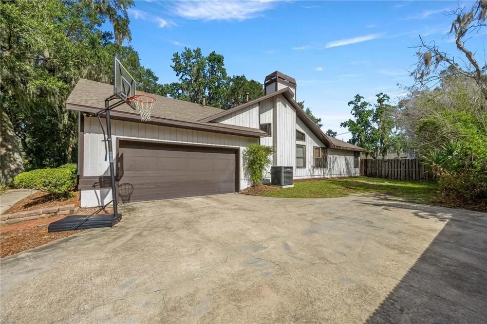 4312 NW 12TH PLACE Gainesville, FL 32605