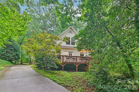 8658 Dog Leg Road