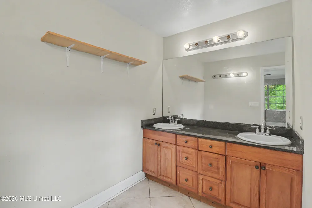 1307 Wisteria Lane Long Beach, MS 39560