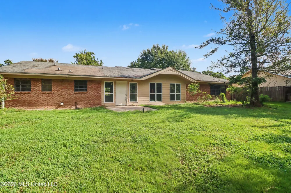 1307 Wisteria Lane Long Beach, MS 39560