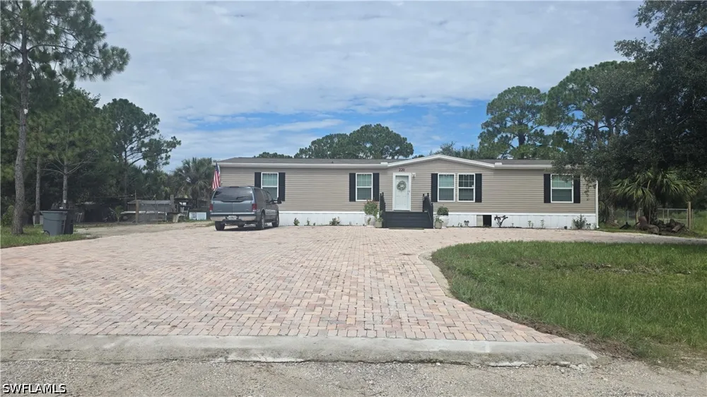 S Kennel Street Clewiston, FL 33440