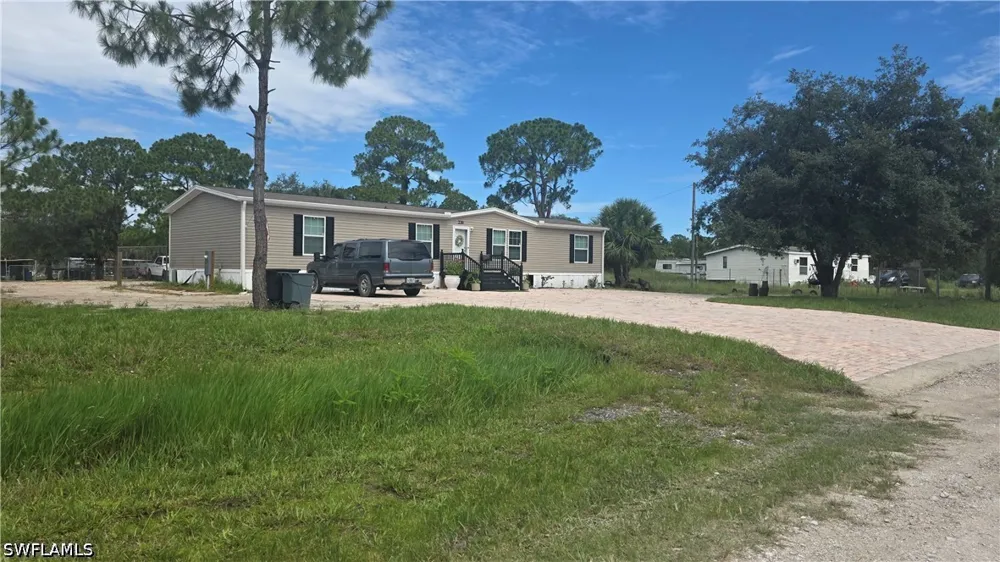 S Kennel Street Clewiston, FL 33440