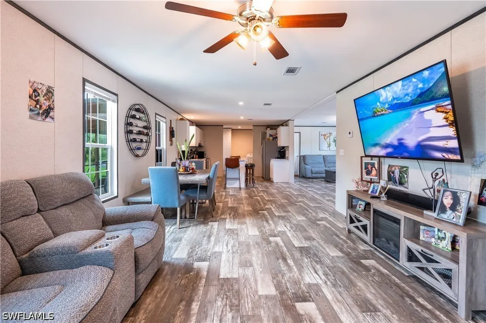 S Kennel Street Clewiston, FL 33440