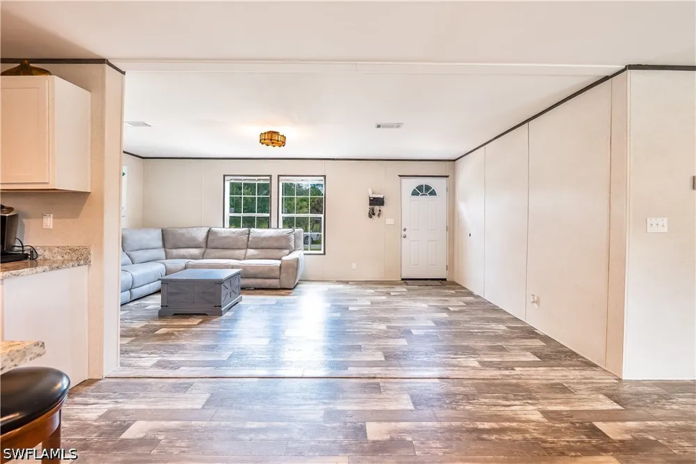 S Kennel Street Clewiston, FL 33440