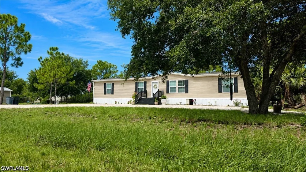 S Kennel Street Clewiston, FL 33440