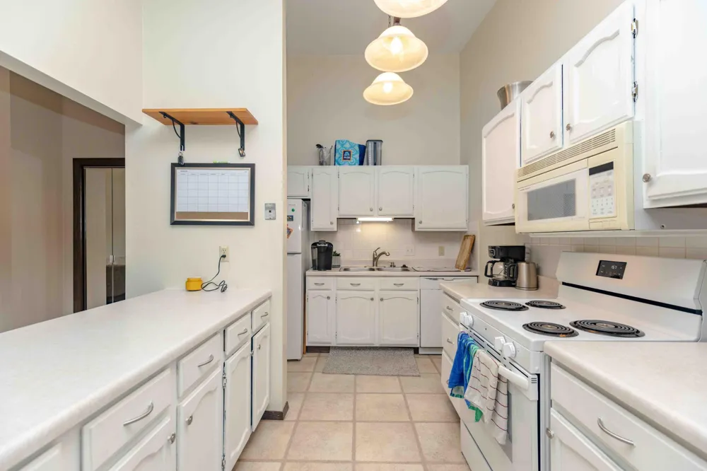 2629 Arrowhead Road S #B7 Fargo, ND 58103