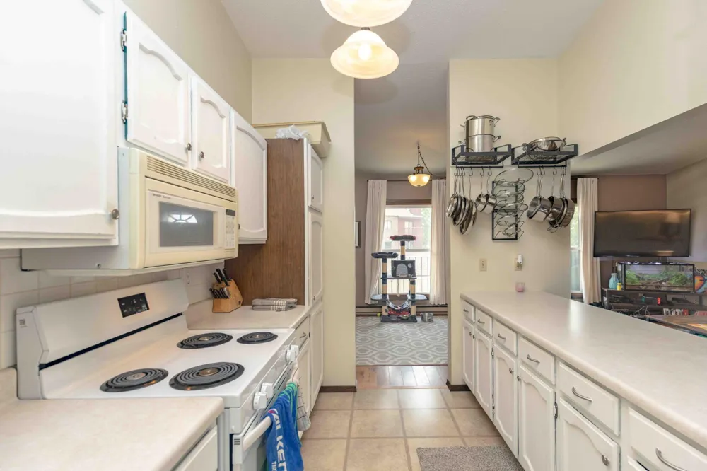 2629 Arrowhead Road S #B7 Fargo, ND 58103