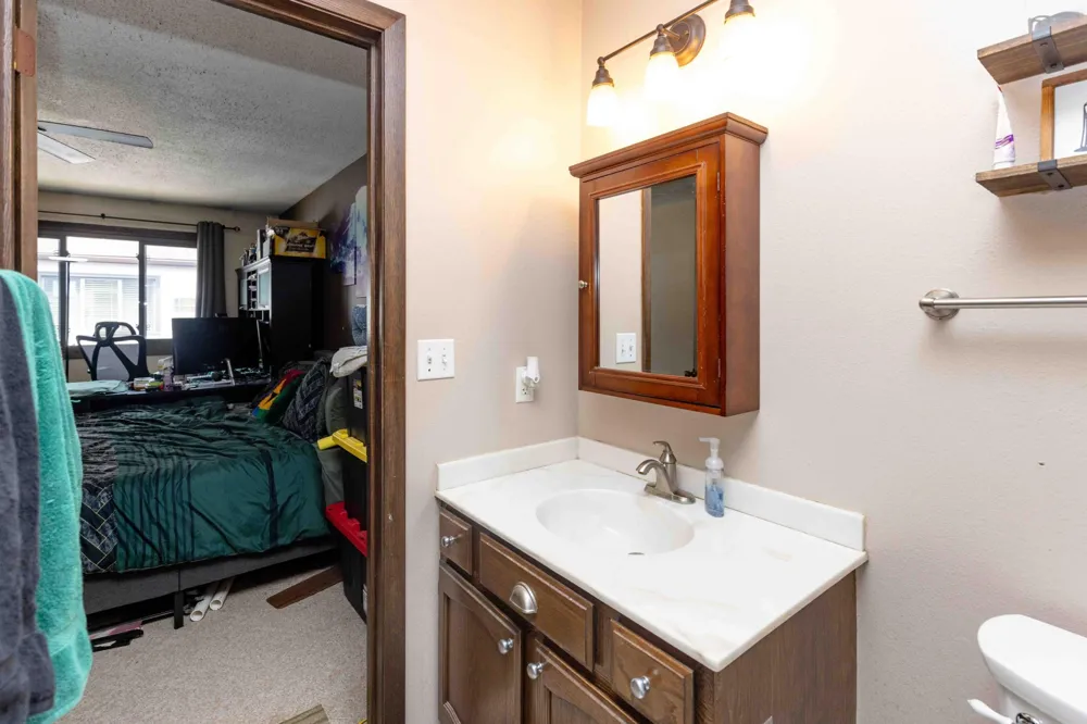 2629 Arrowhead Road S #B7 Fargo, ND 58103