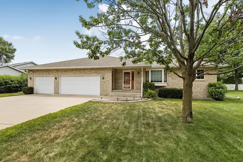 343 Pondview Lane