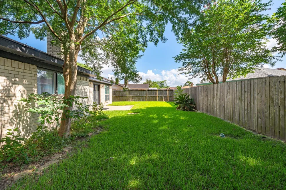 4303 Seneca Street Pasadena, TX 77504