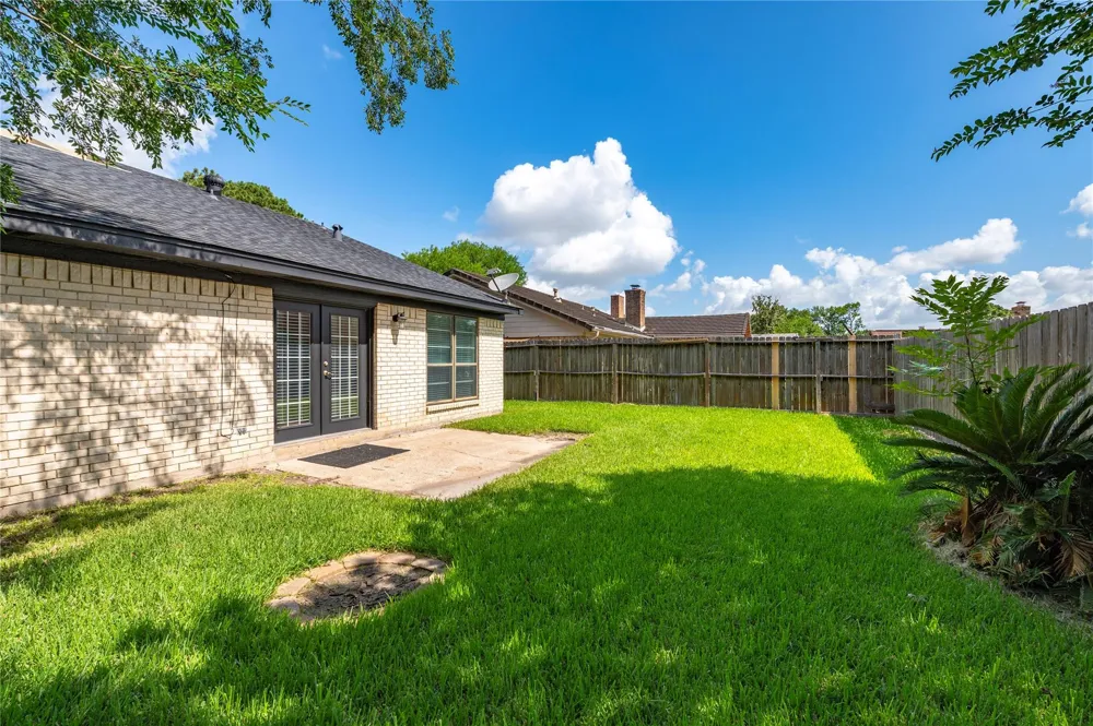 4303 Seneca Street Pasadena, TX 77504