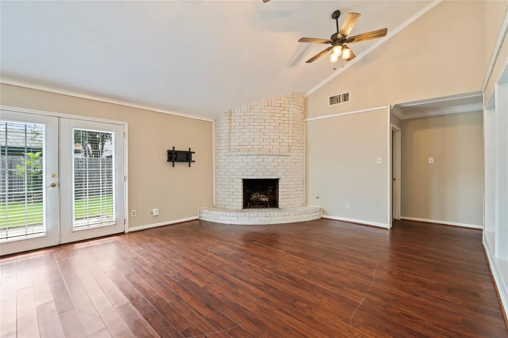 4303 Seneca Street Pasadena, TX 77504
