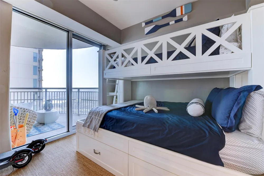 801 E Beach Drive #BC1910 Galveston, TX 77550