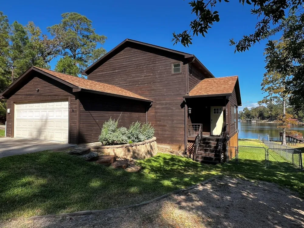669 Lake Shore Drive Trinity, TX 75862