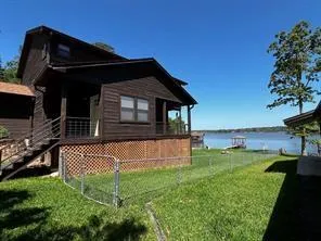 669 Lake Shore Drive Trinity, TX 75862