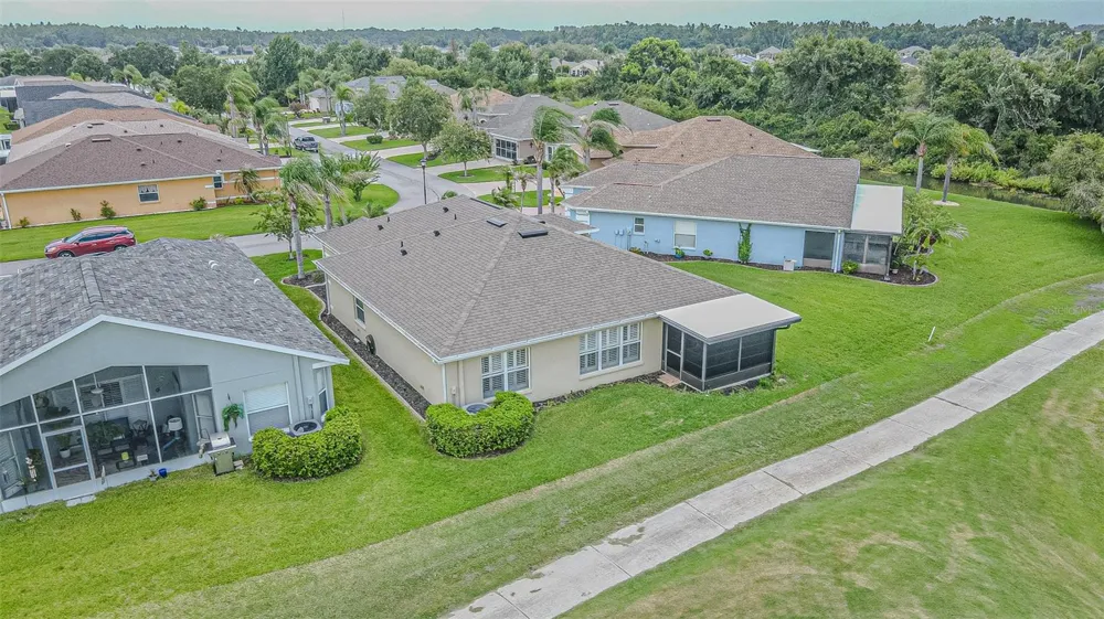 29435 SNAP HOOK DRIVE San Antonio, FL 33576