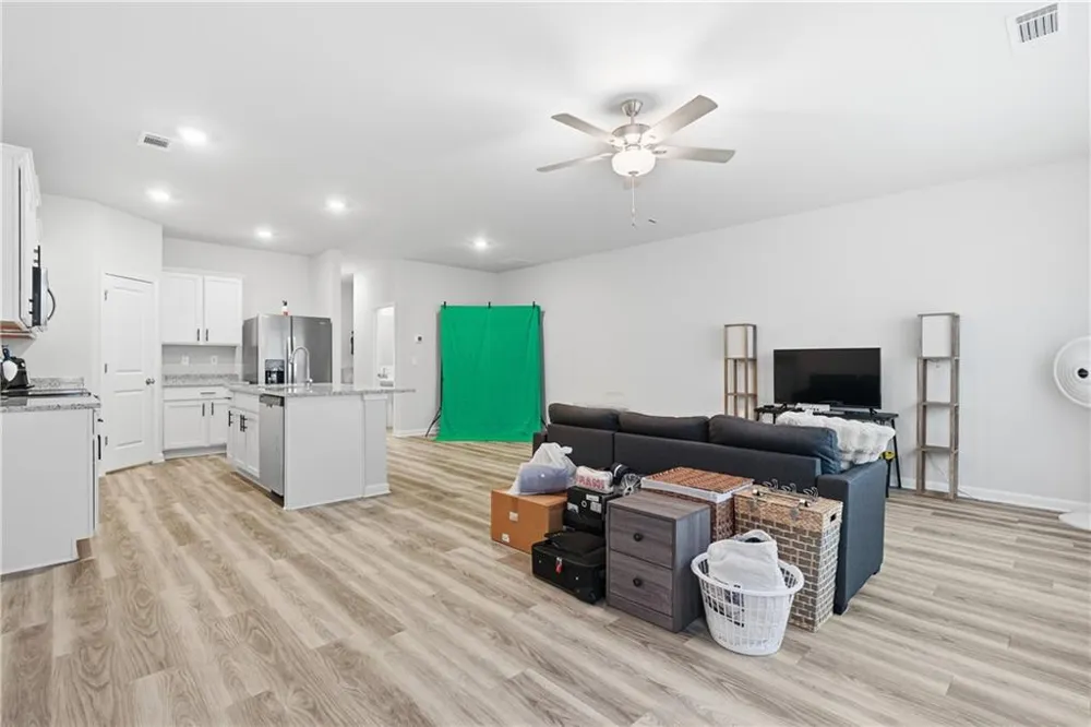 3939 Hidden River Lane Oakwood, GA 30566
