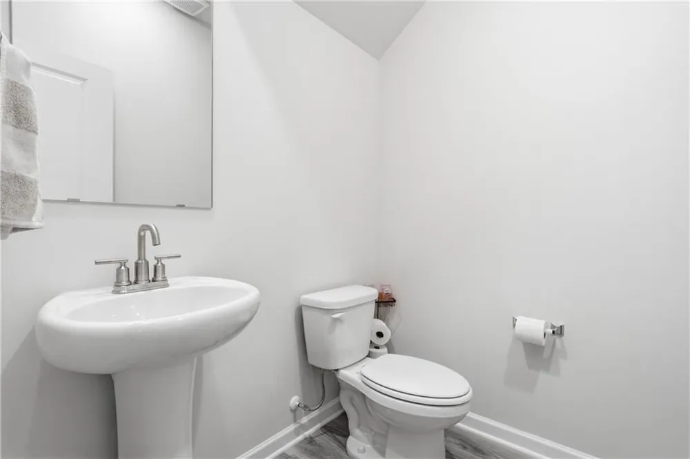 3939 Hidden River Lane Oakwood, GA 30566