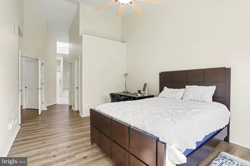 532 WATERSIDE CIR L-0133 Lebanon, PA 17042