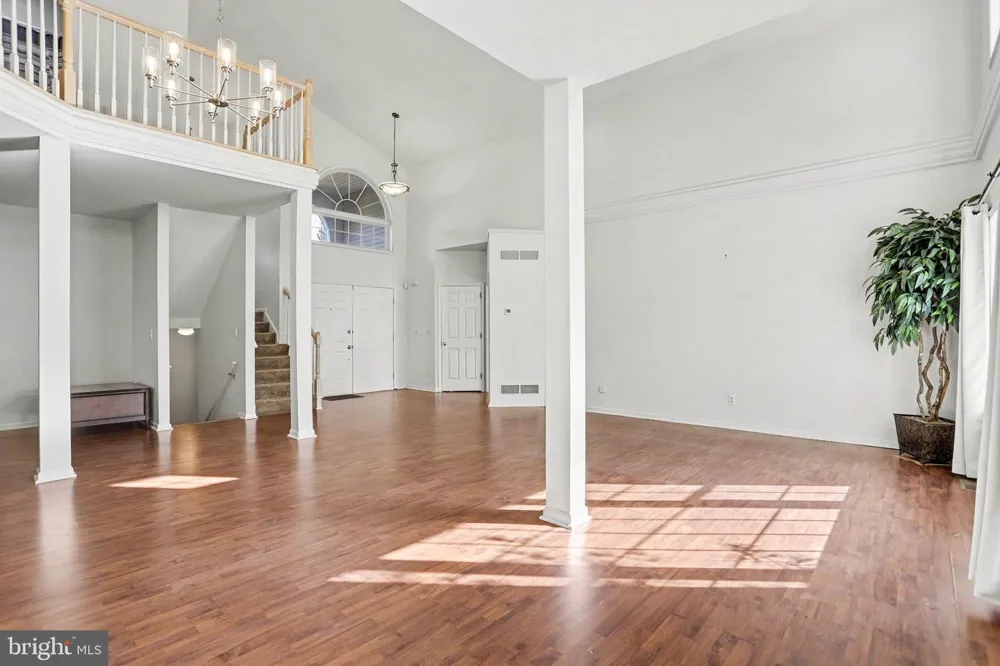 532 WATERSIDE CIR L-0133 Lebanon, PA 17042
