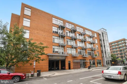 1390 V STREET NW #506