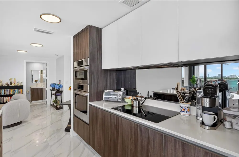 488 NE 18th Street #1515 Miami, FL 33132